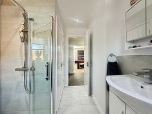 Main Shower Room - click for photo gallery